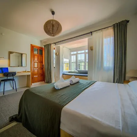 Villa Alacati'da Saunali Jakuzili Cesme