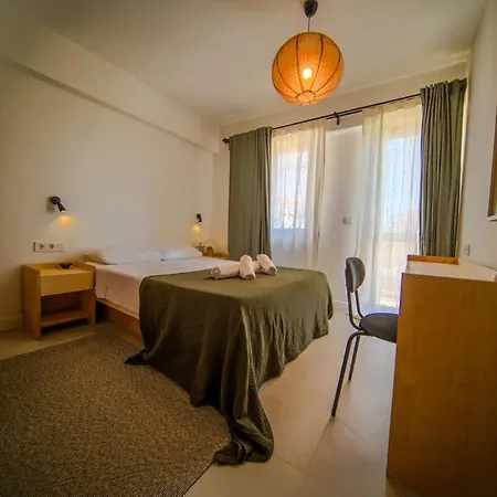 Alacati'da Saunali Jakuzili Cesme