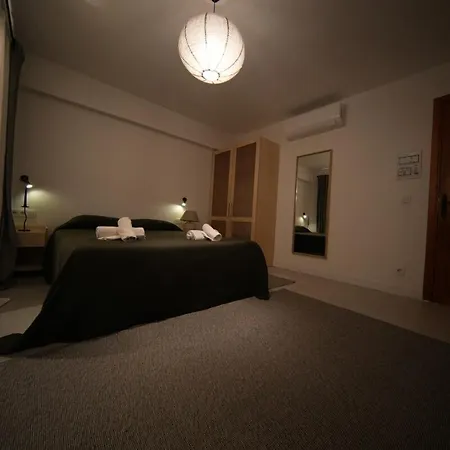 Alacati'da Saunali Jakuzili Villa