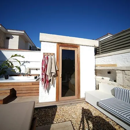 Alacati'da Saunali Jakuzili * Cesme