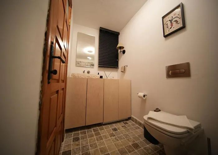 Villa Alaçatı'da Saunalı Jakuzili