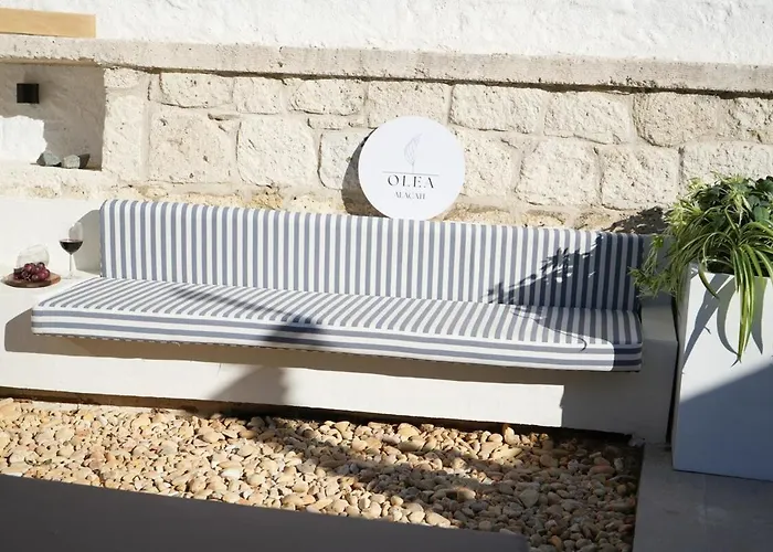 Alaçatı'da Saunalı Jakuzili Çeşme